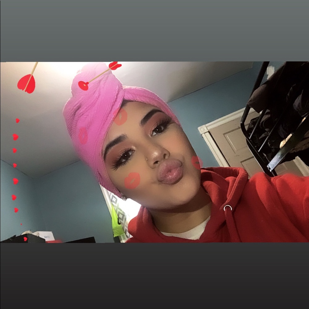 Meet your Posher, Arianna